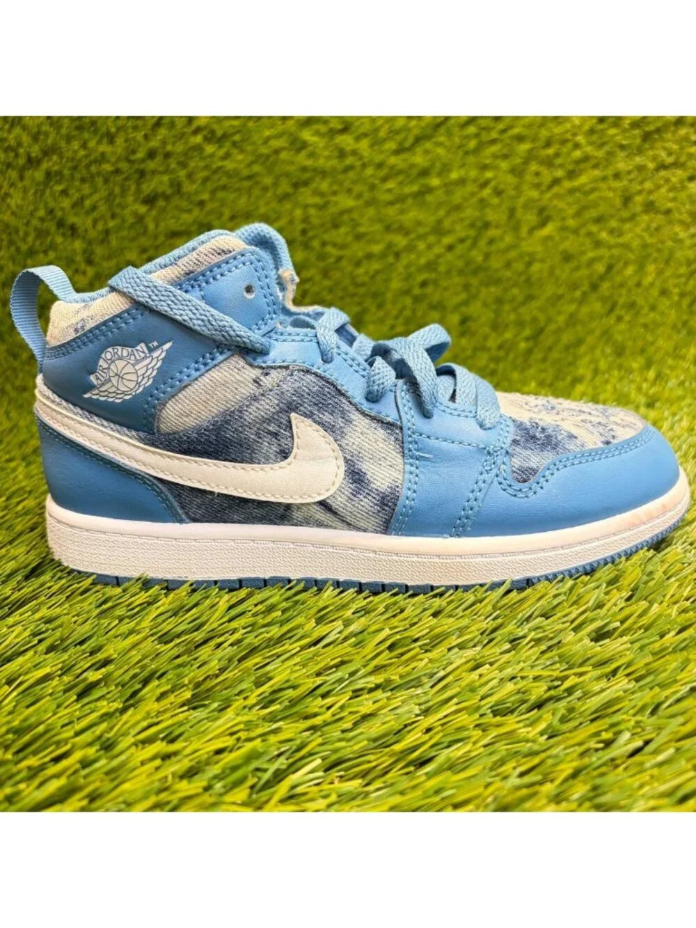 Nike Air Jordan 1 Mid Boys Size 1.5Y Blue Athletic Basketball Shoes Sneakers